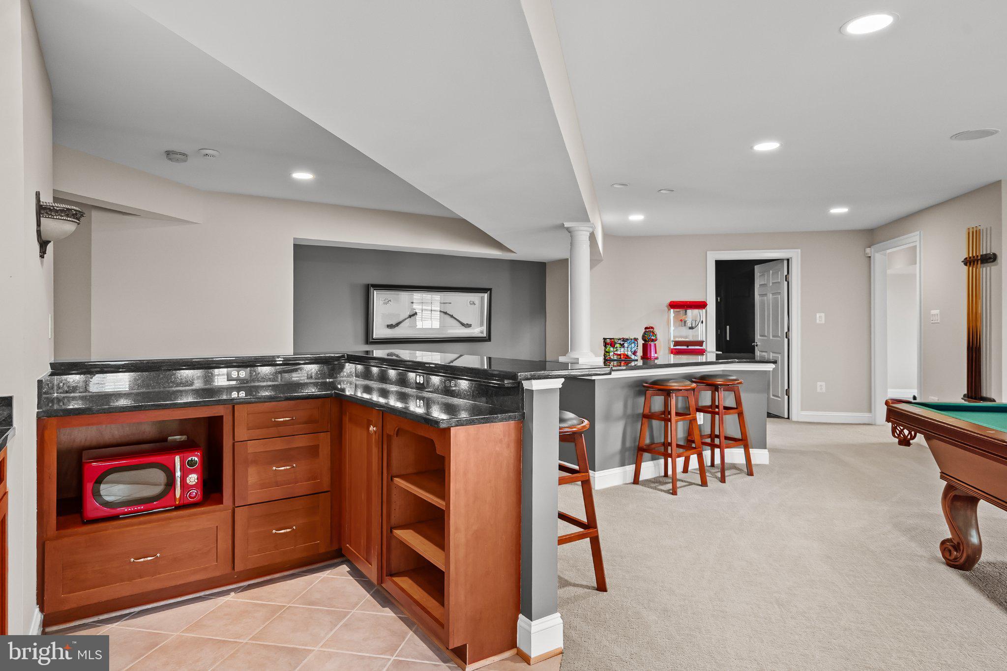 WHITEHALL FARM - Residential