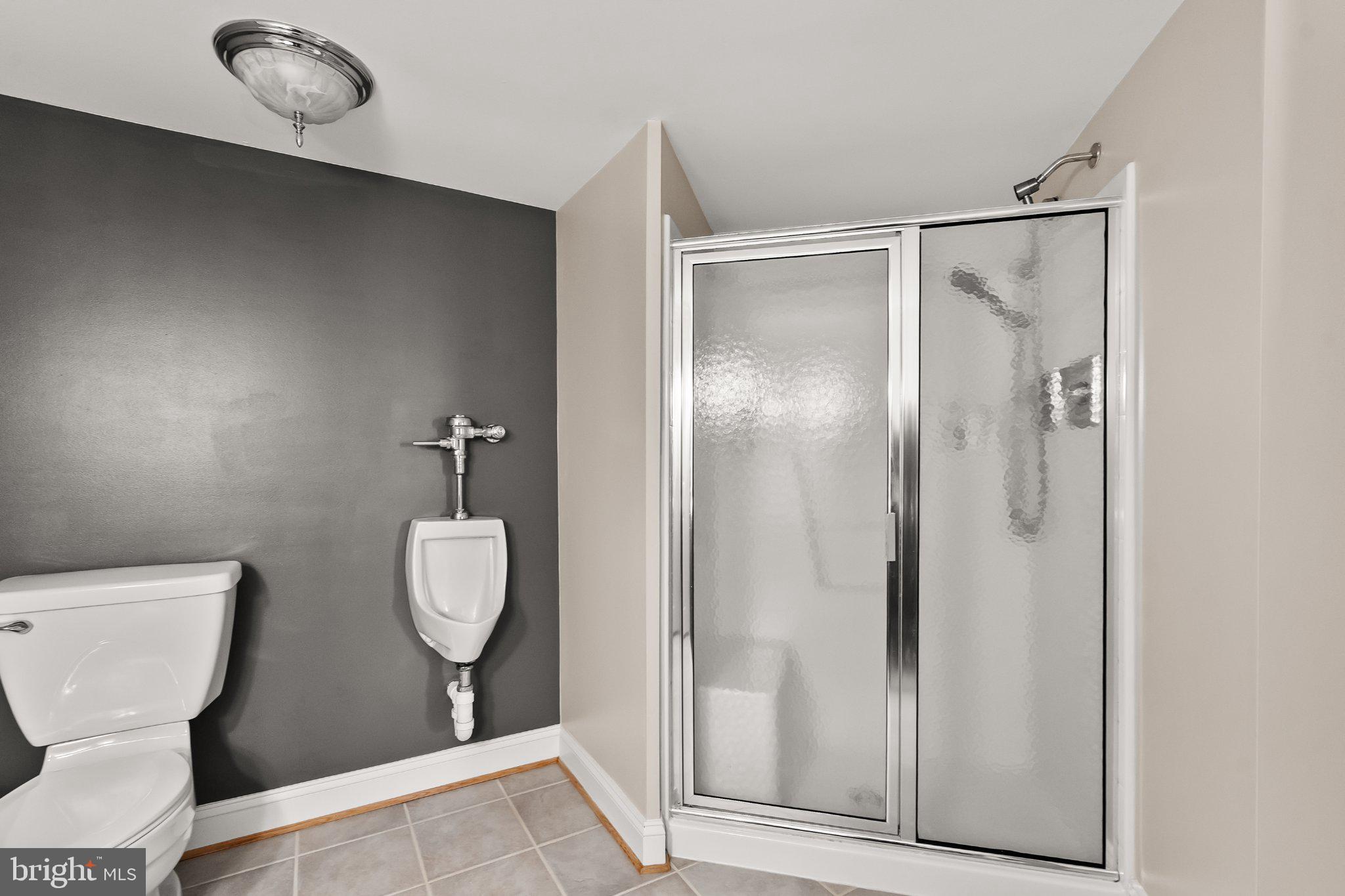 WHITEHALL FARM - Residential