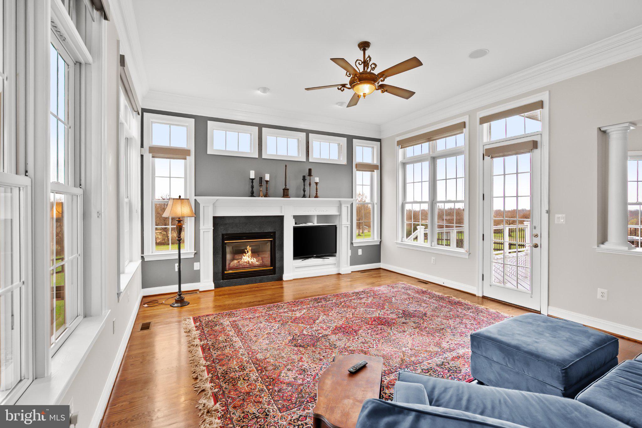 WHITEHALL FARM - Residential