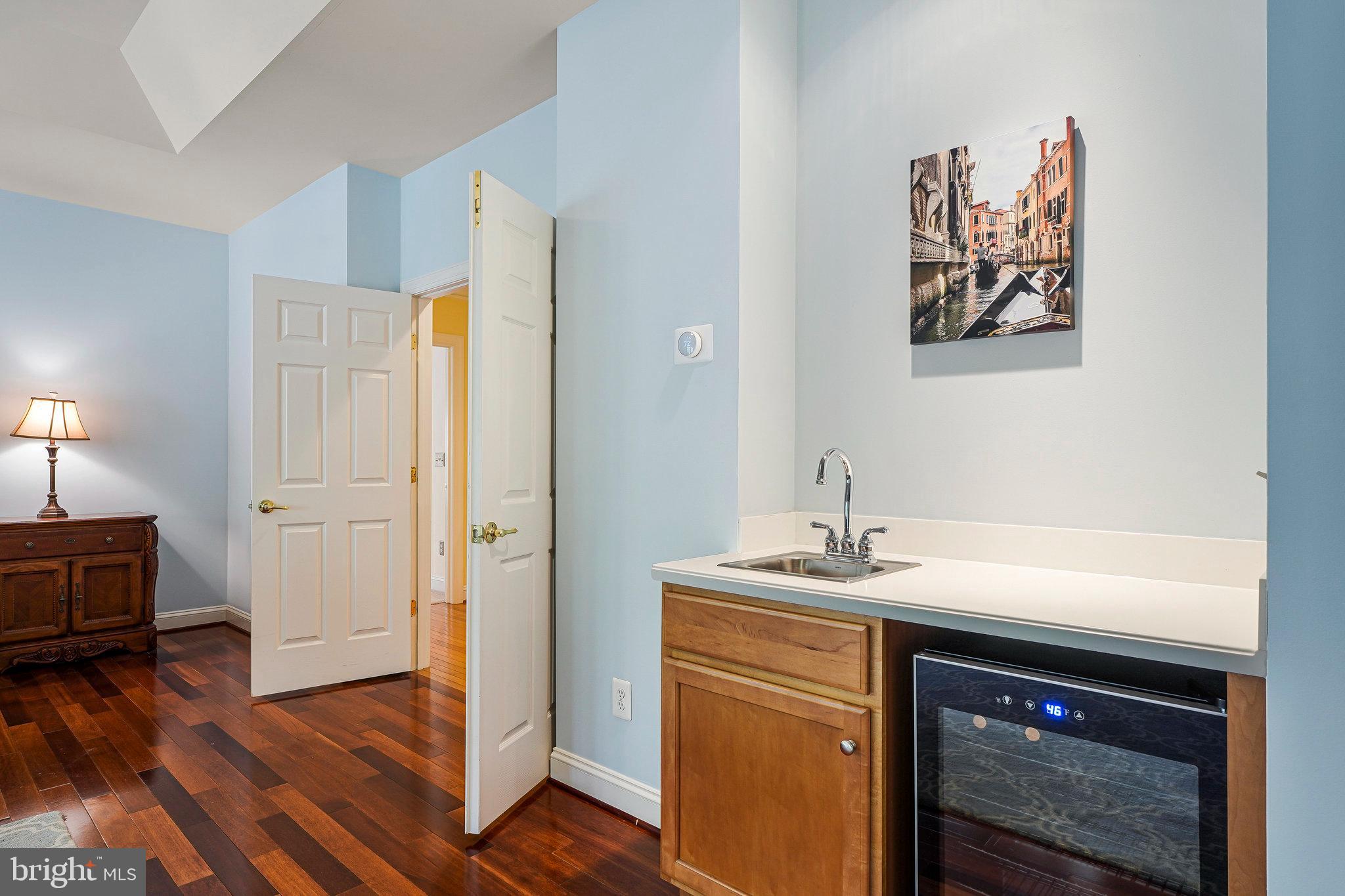 LANSDOWNE ON THE POTOMAC - Residential