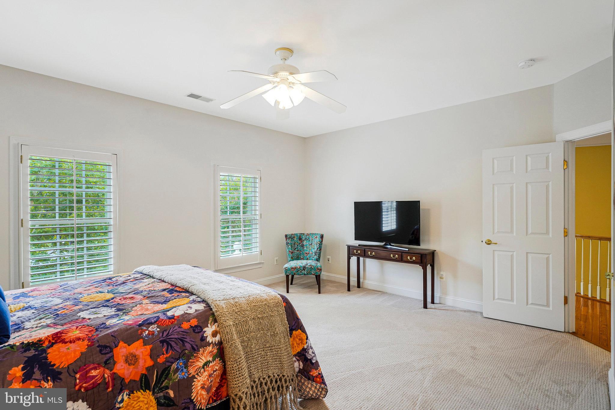 LANSDOWNE ON THE POTOMAC - Residential