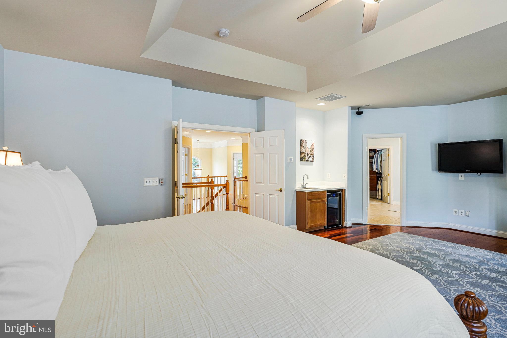 LANSDOWNE ON THE POTOMAC - Residential