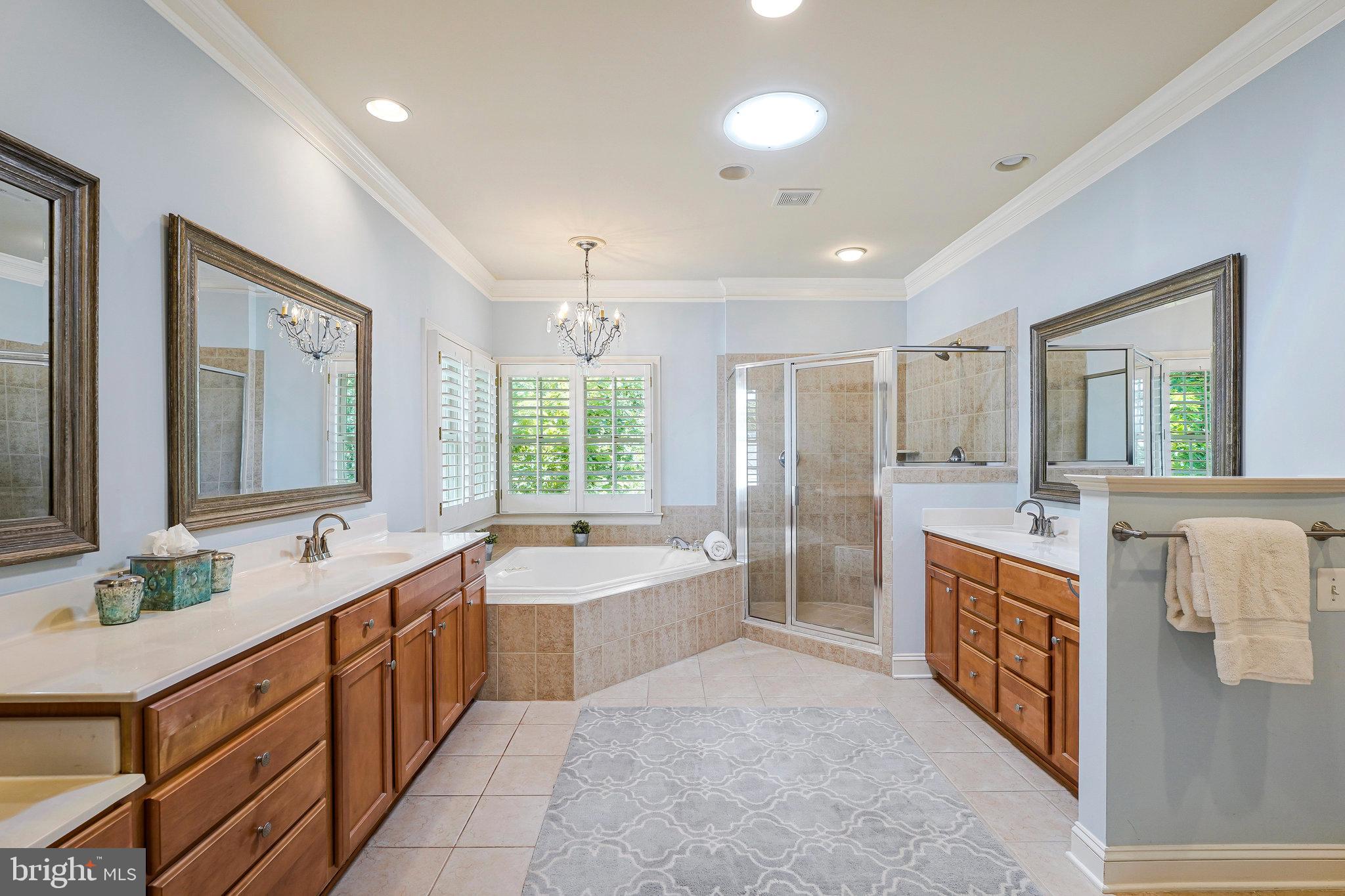 LANSDOWNE ON THE POTOMAC - Residential