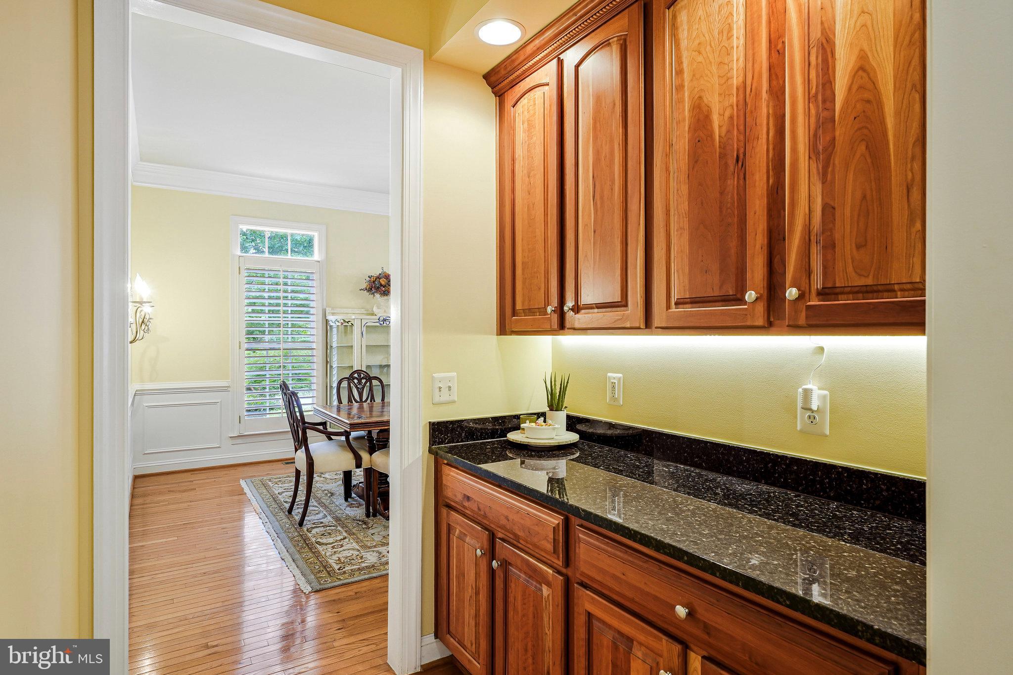 LANSDOWNE ON THE POTOMAC - Residential