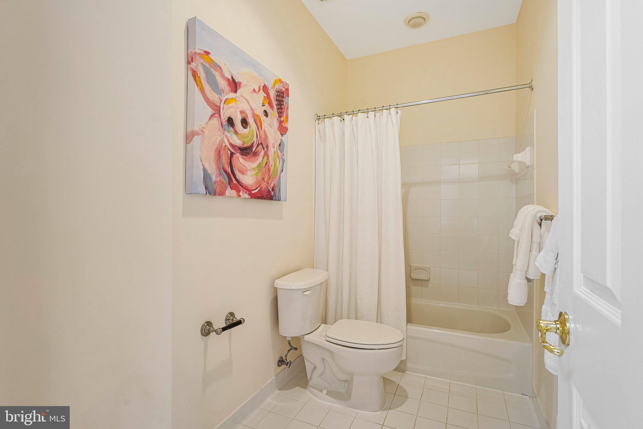 LANSDOWNE ON THE POTOMAC - Residential