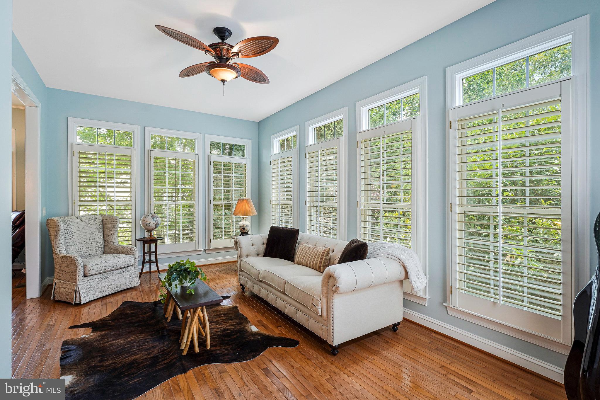 LANSDOWNE ON THE POTOMAC - Residential