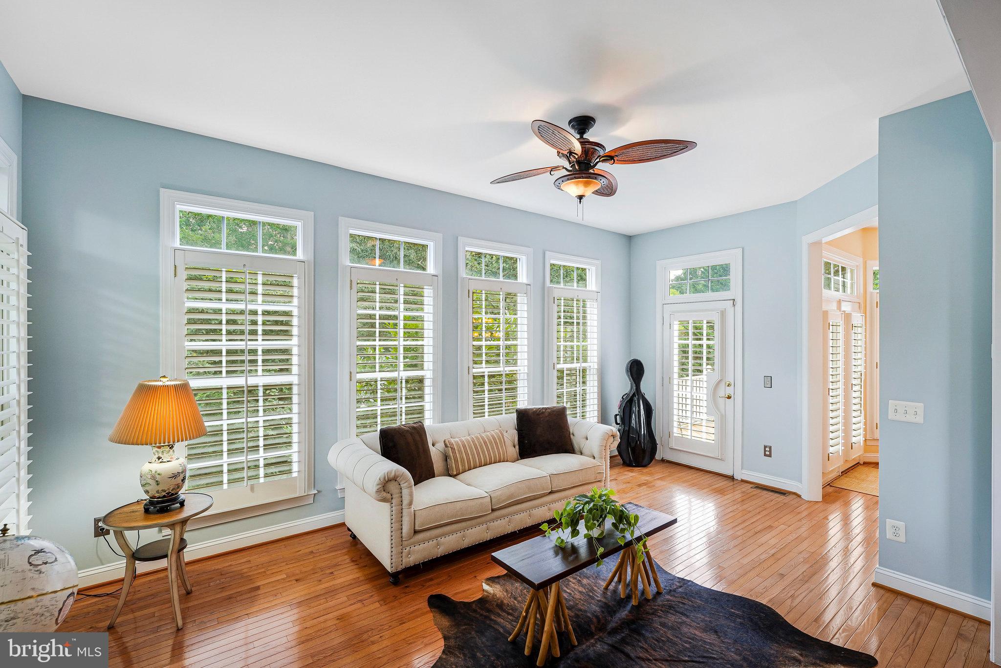 LANSDOWNE ON THE POTOMAC - Residential