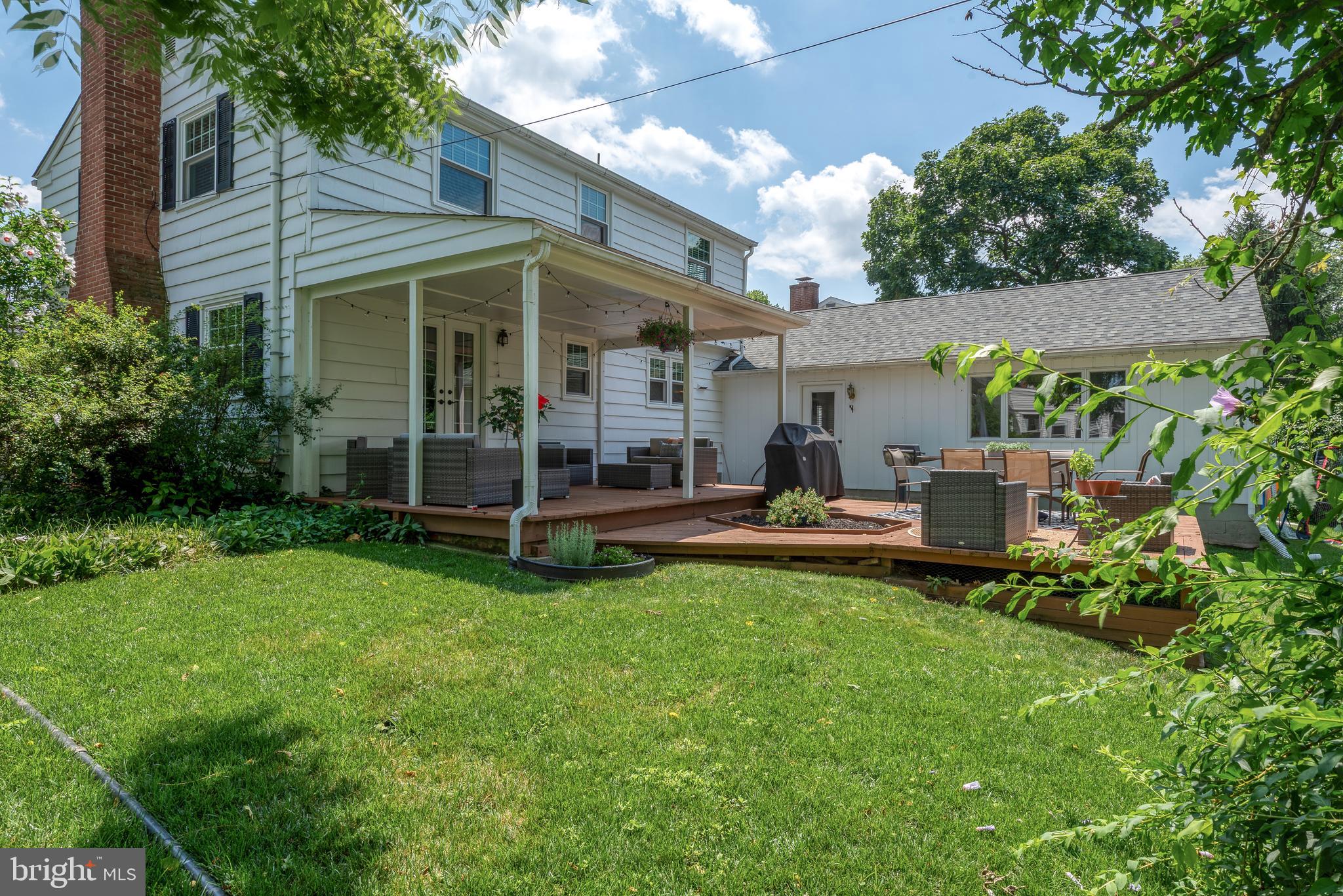 1822 LONGVIEW DRIVE