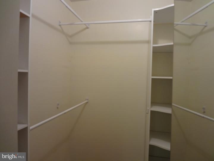 DELAIRE LANDING - Residential Lease