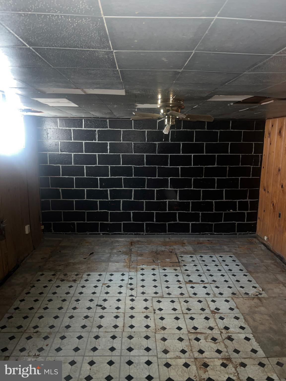 NORTHWOOD - Residential