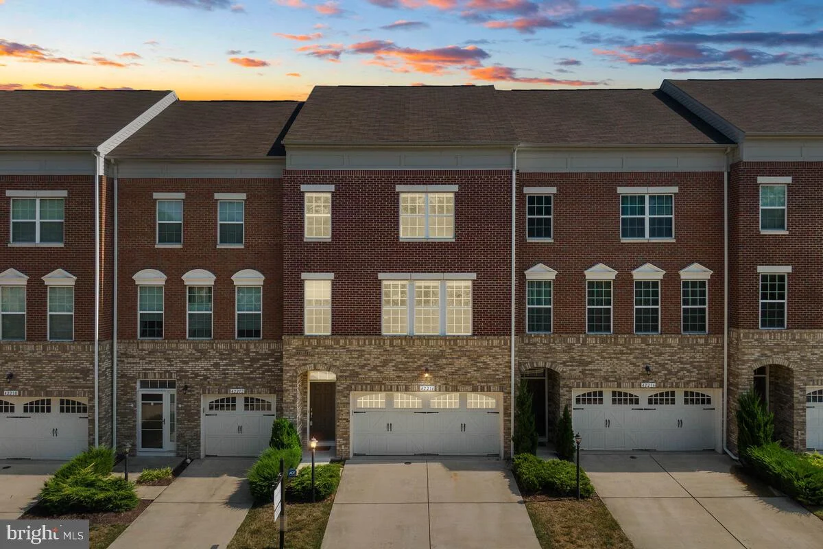 42214 Amber Grove Terrace, Brambleton, VA 20148