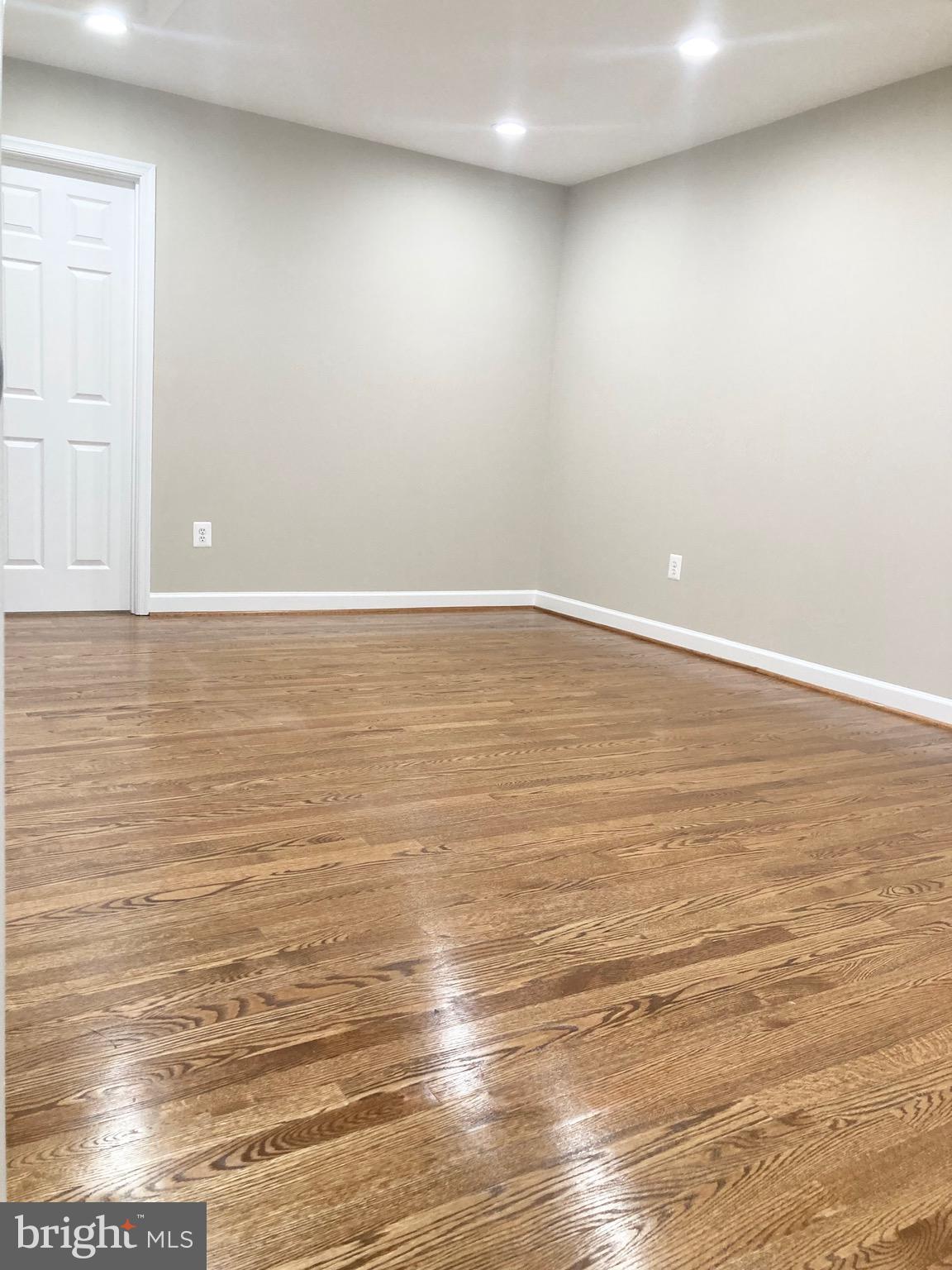 LAKE OF THE WOODS - Residential Lease