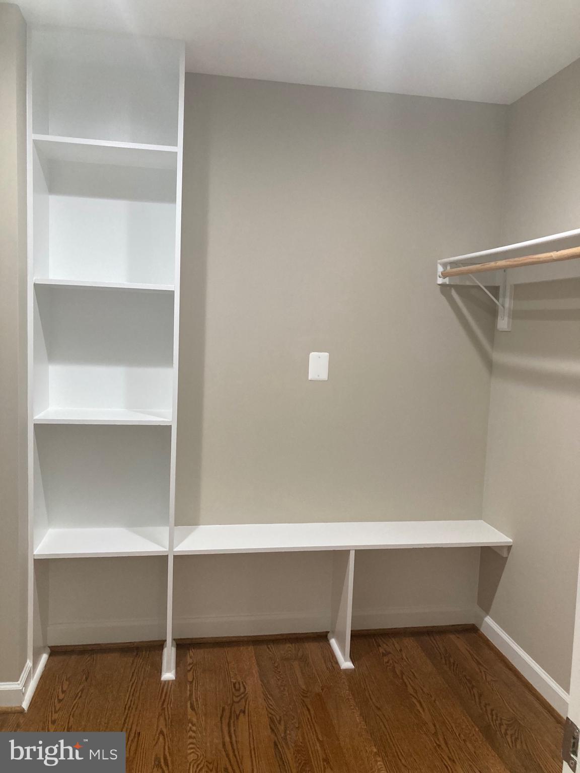 LAKE OF THE WOODS - Residential Lease