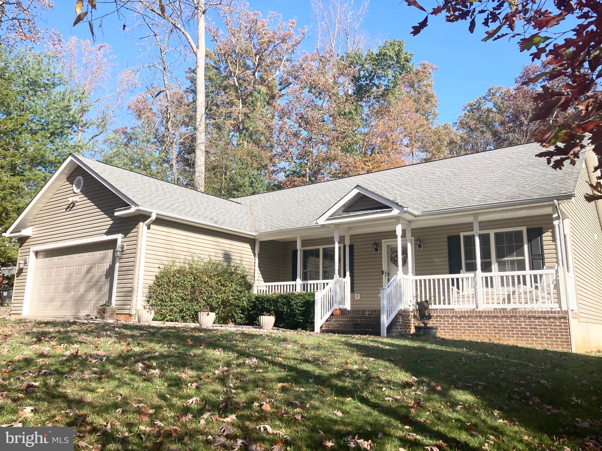 LAKE OF THE WOODS - Residential Lease