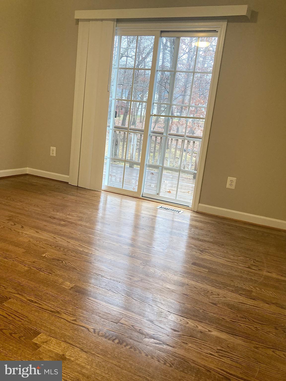 LAKE OF THE WOODS - Residential Lease