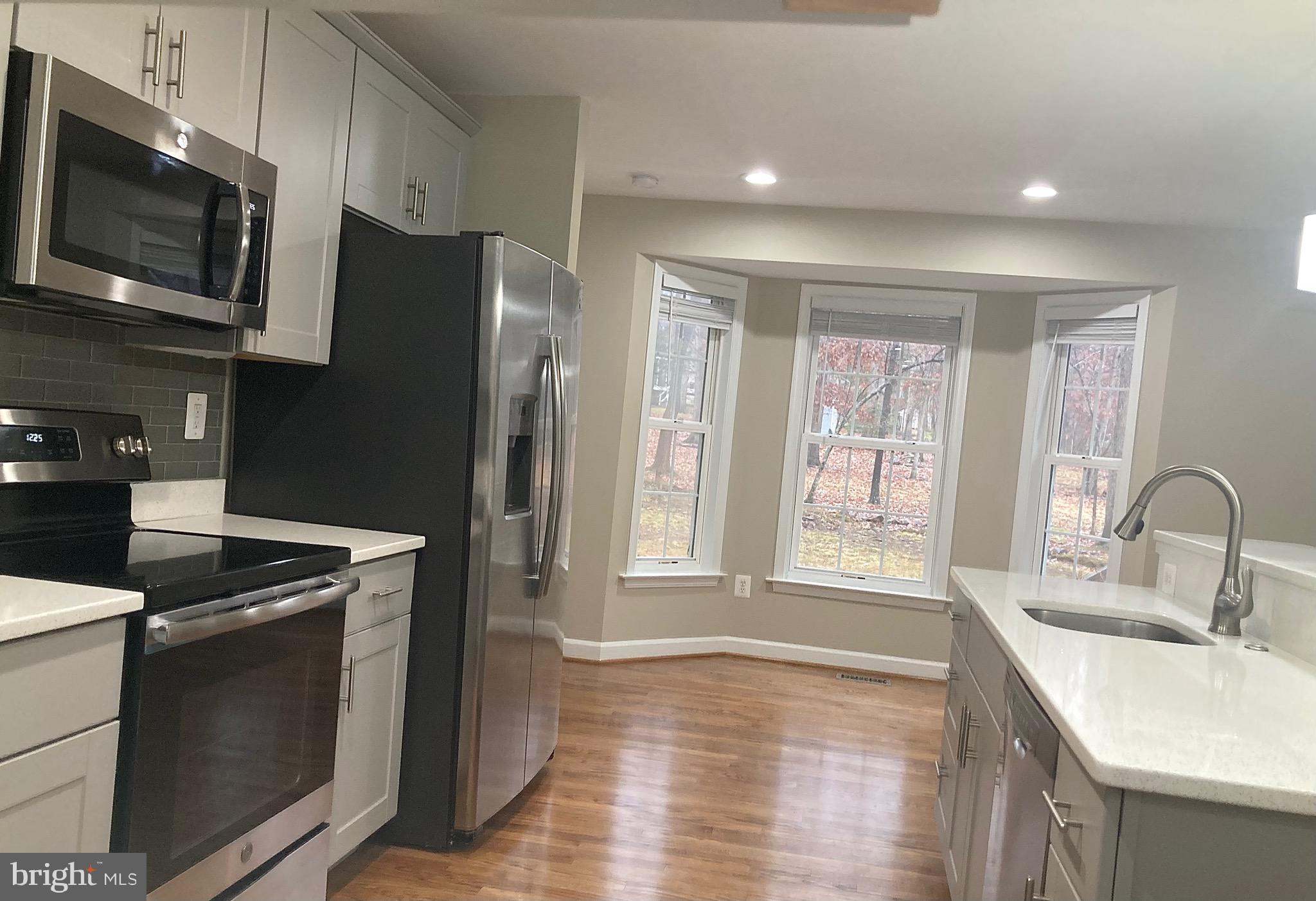 LAKE OF THE WOODS - Residential Lease