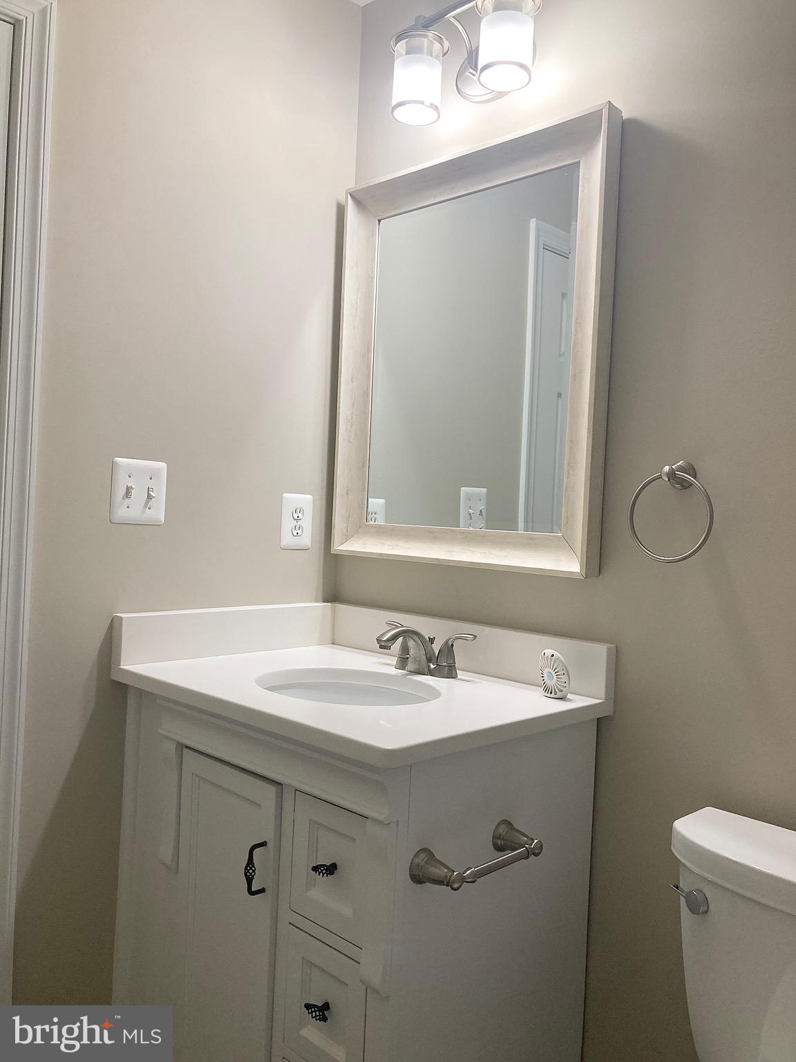 LAKE OF THE WOODS - Residential Lease