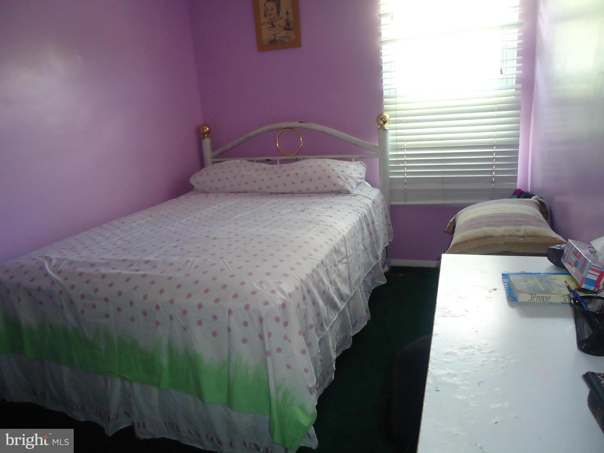 UPLANDS - Residential Lease