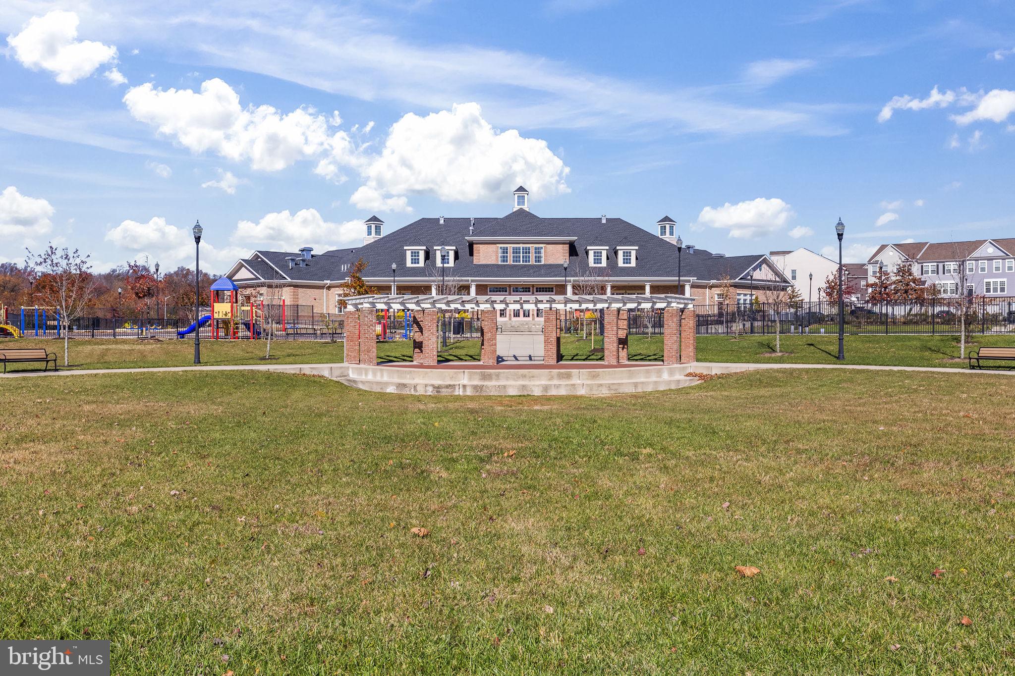 SMITH HOME FARM - Residential