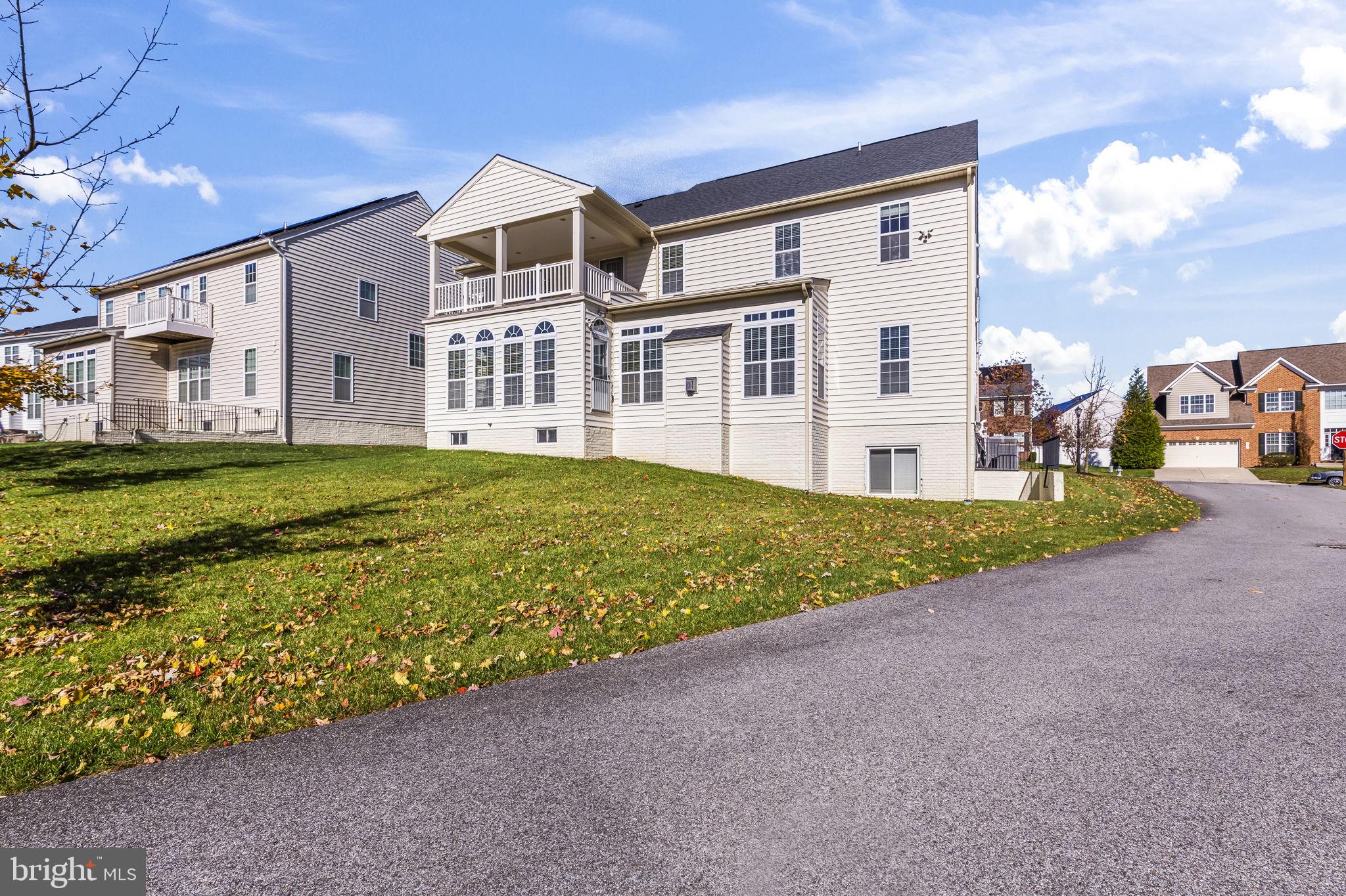 SMITH HOME FARM - Residential