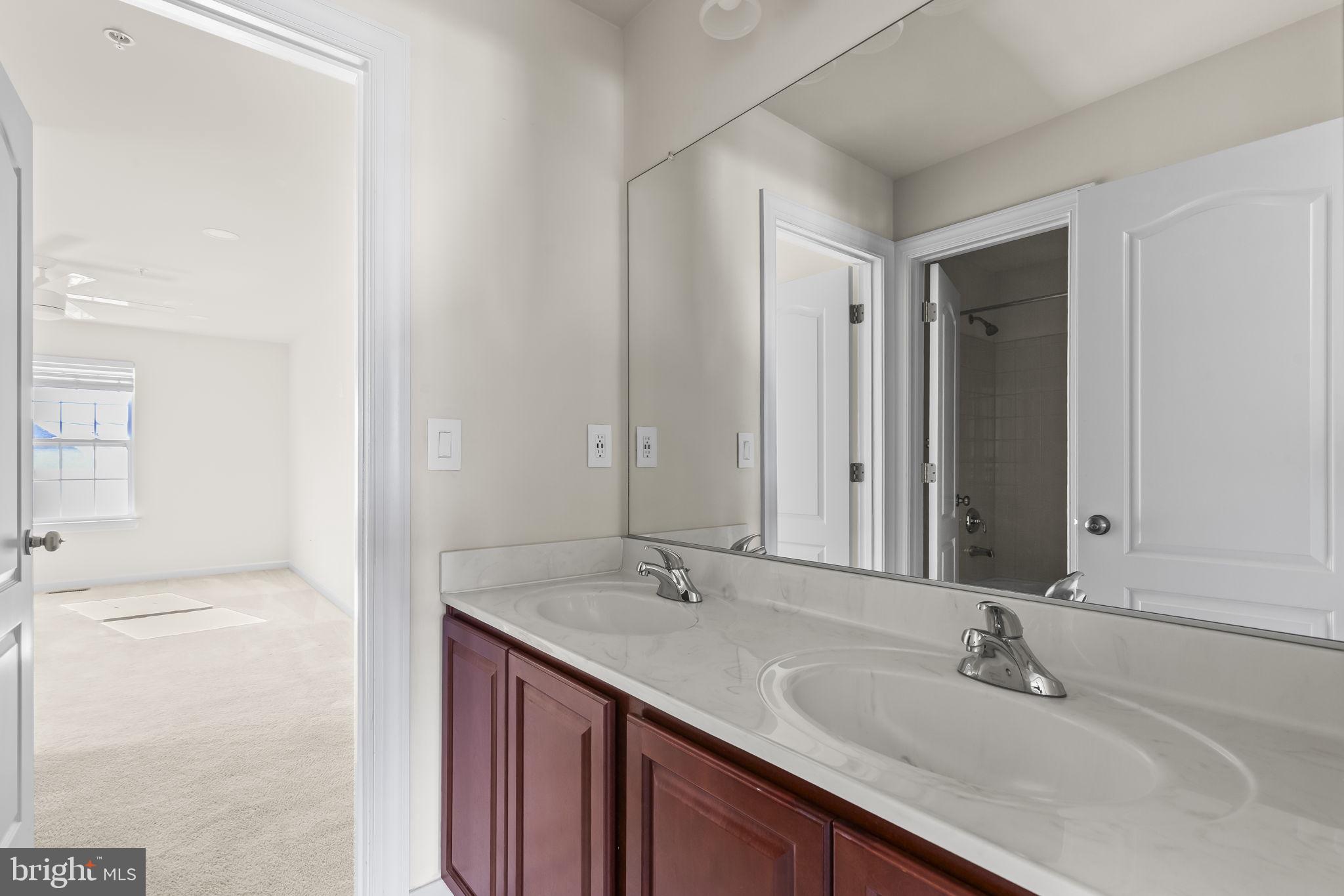 SMITH HOME FARM - Residential