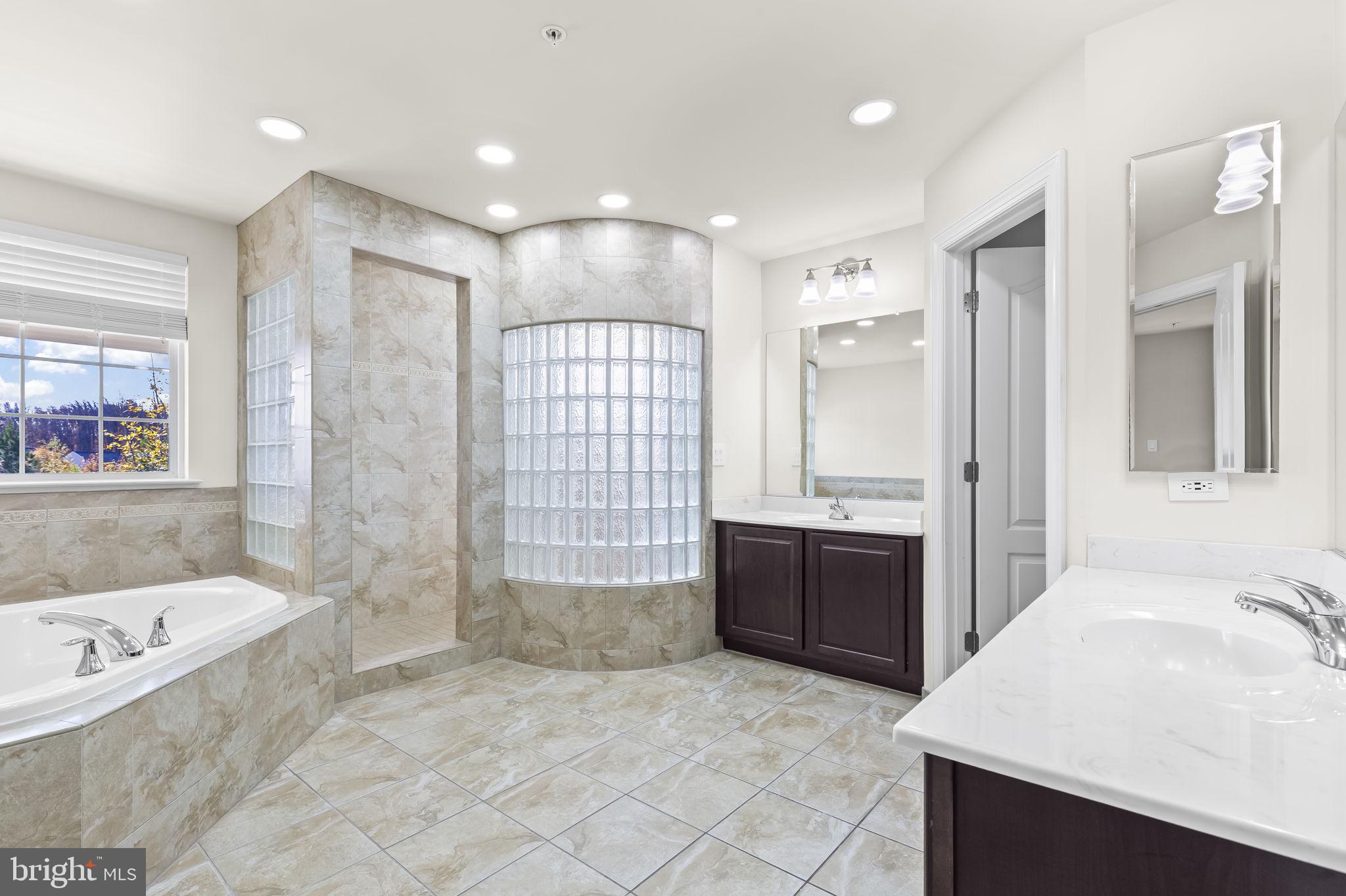 SMITH HOME FARM - Residential