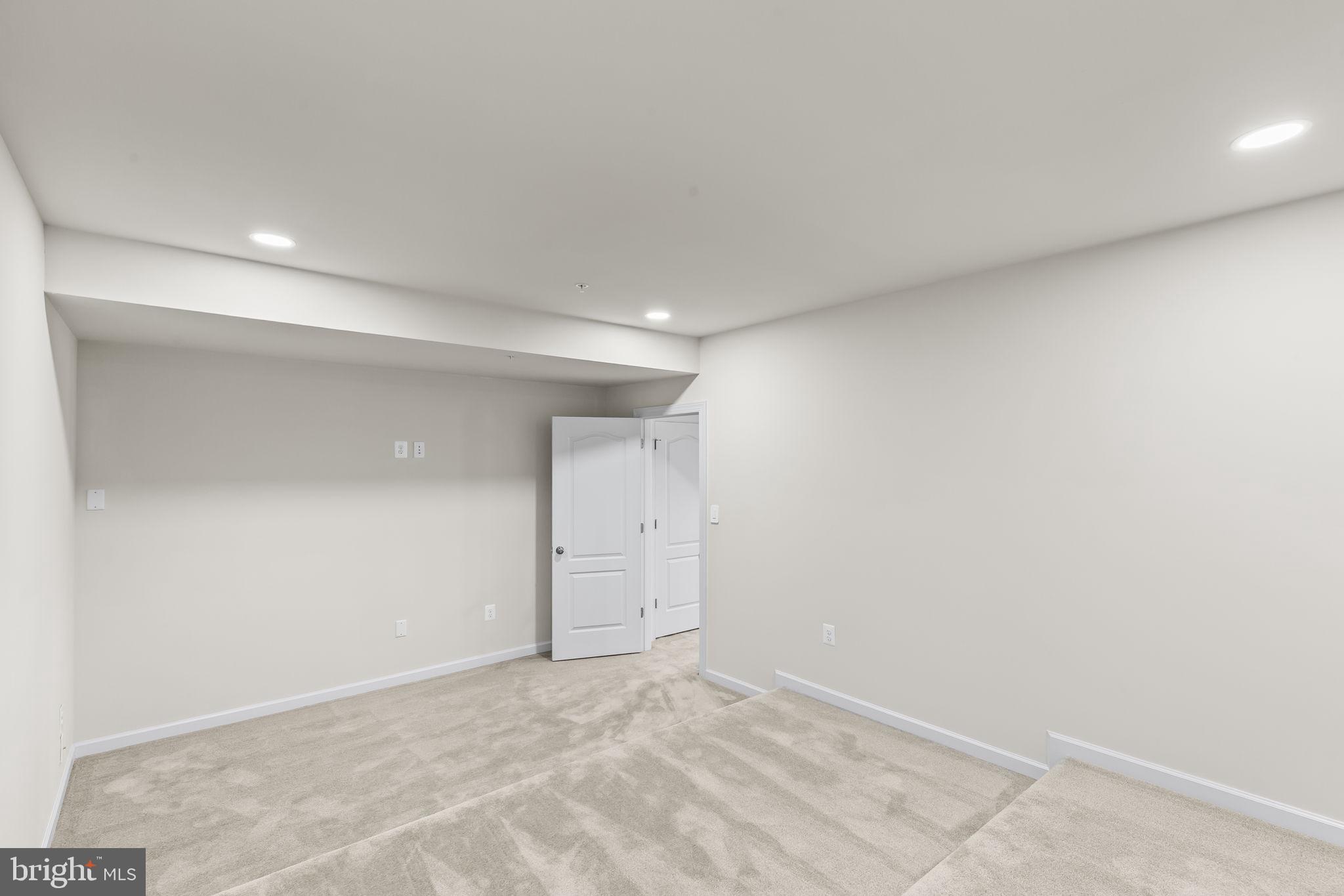 SMITH HOME FARM - Residential