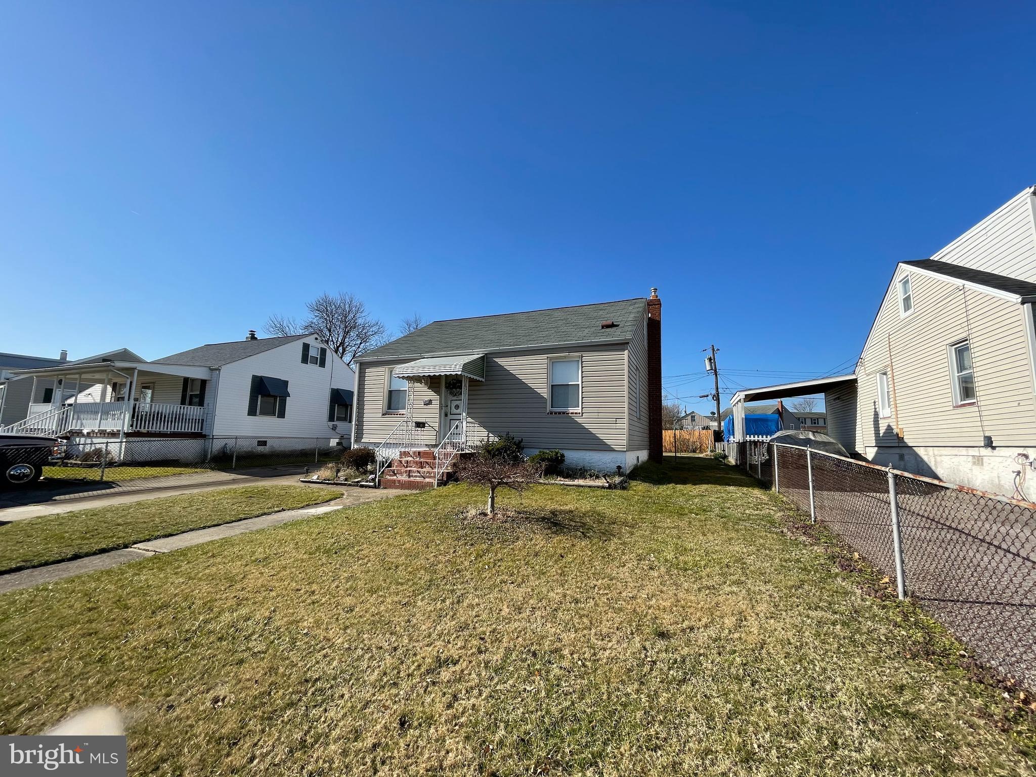 GRAY MANOR - Residential