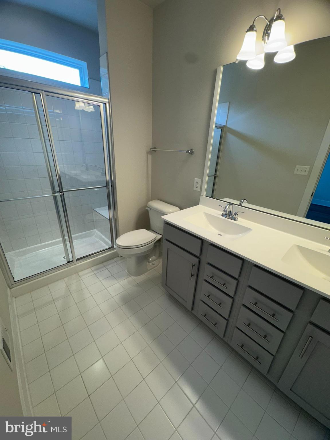 MACALLAN CROSSING - Residential Lease