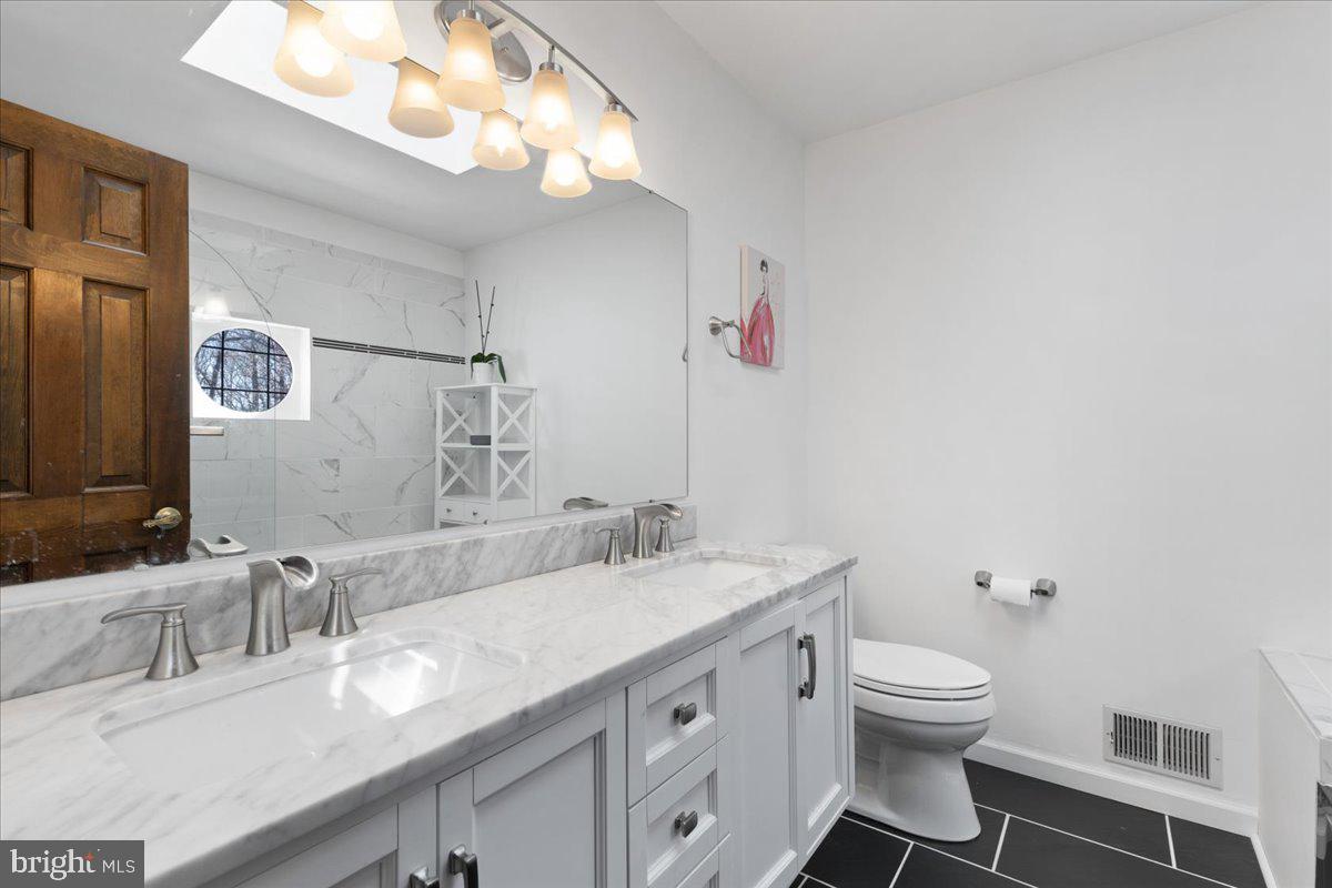 CEDARWOOD - Residential