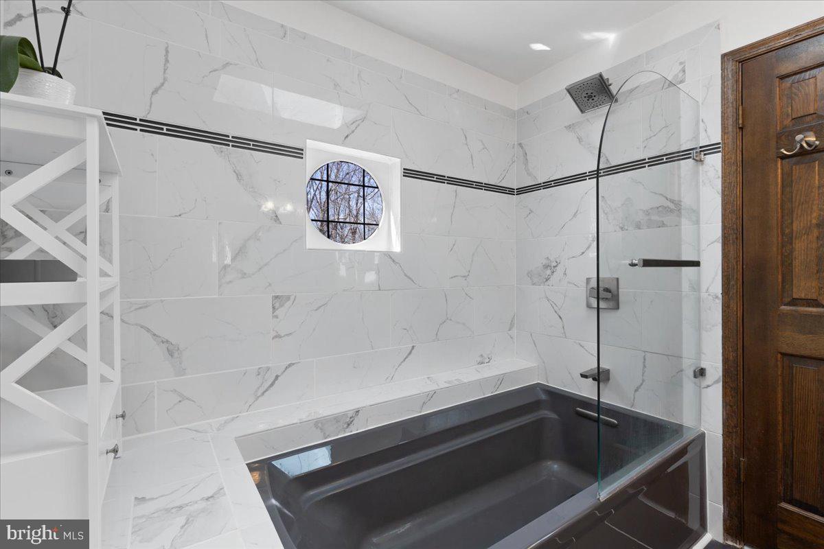 CEDARWOOD - Residential