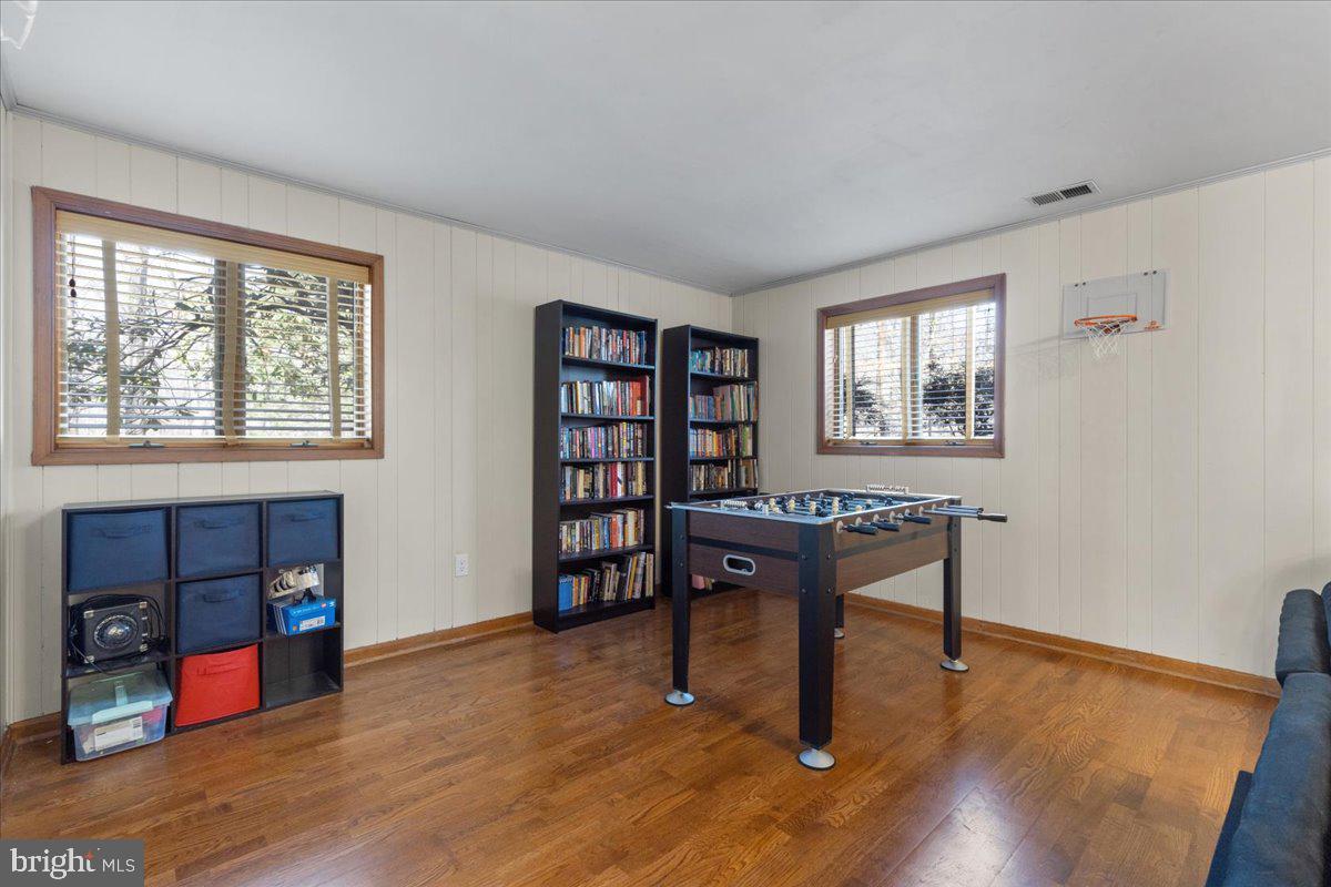 CEDARWOOD - Residential