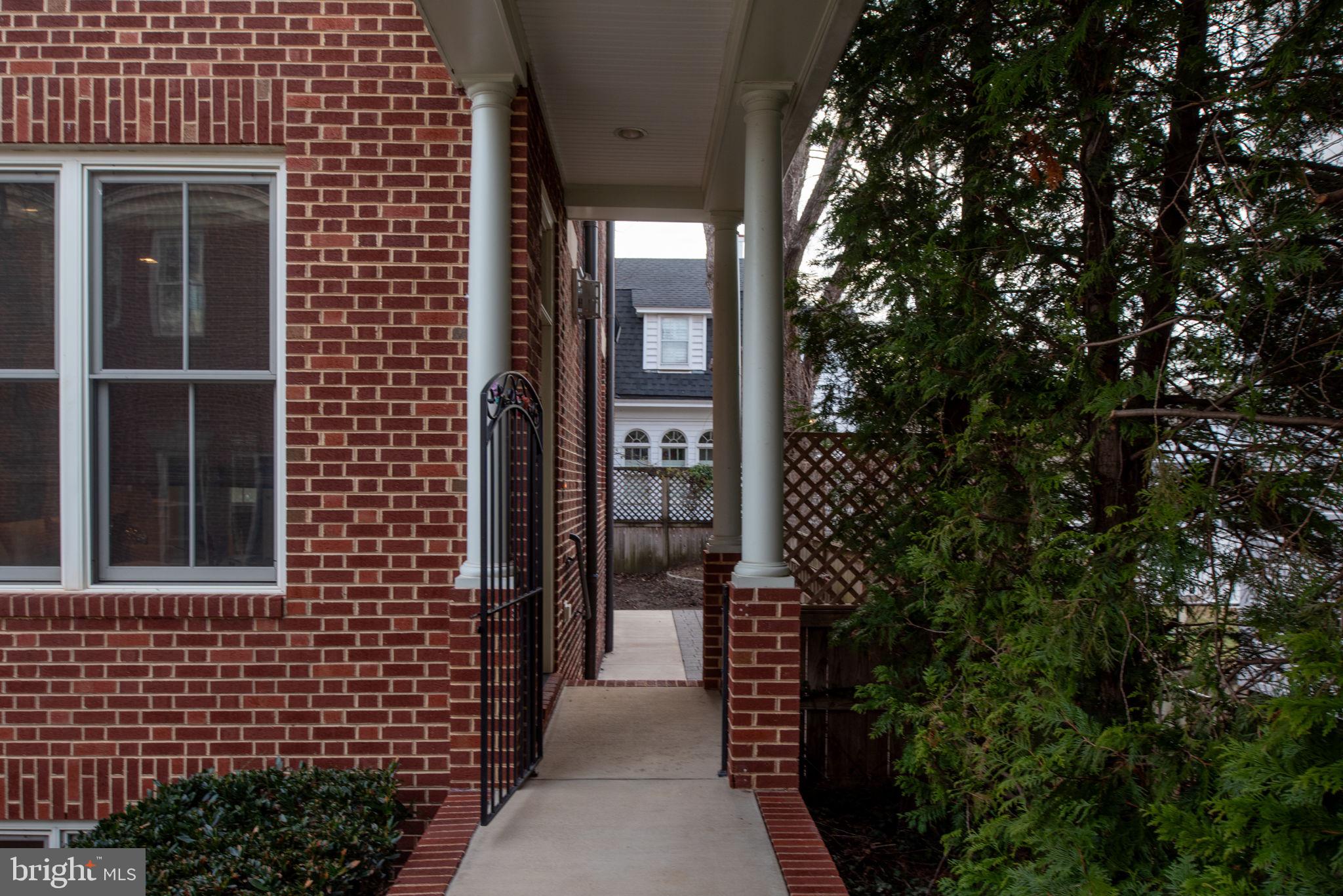 HISTORIC DISTRICT - Residential