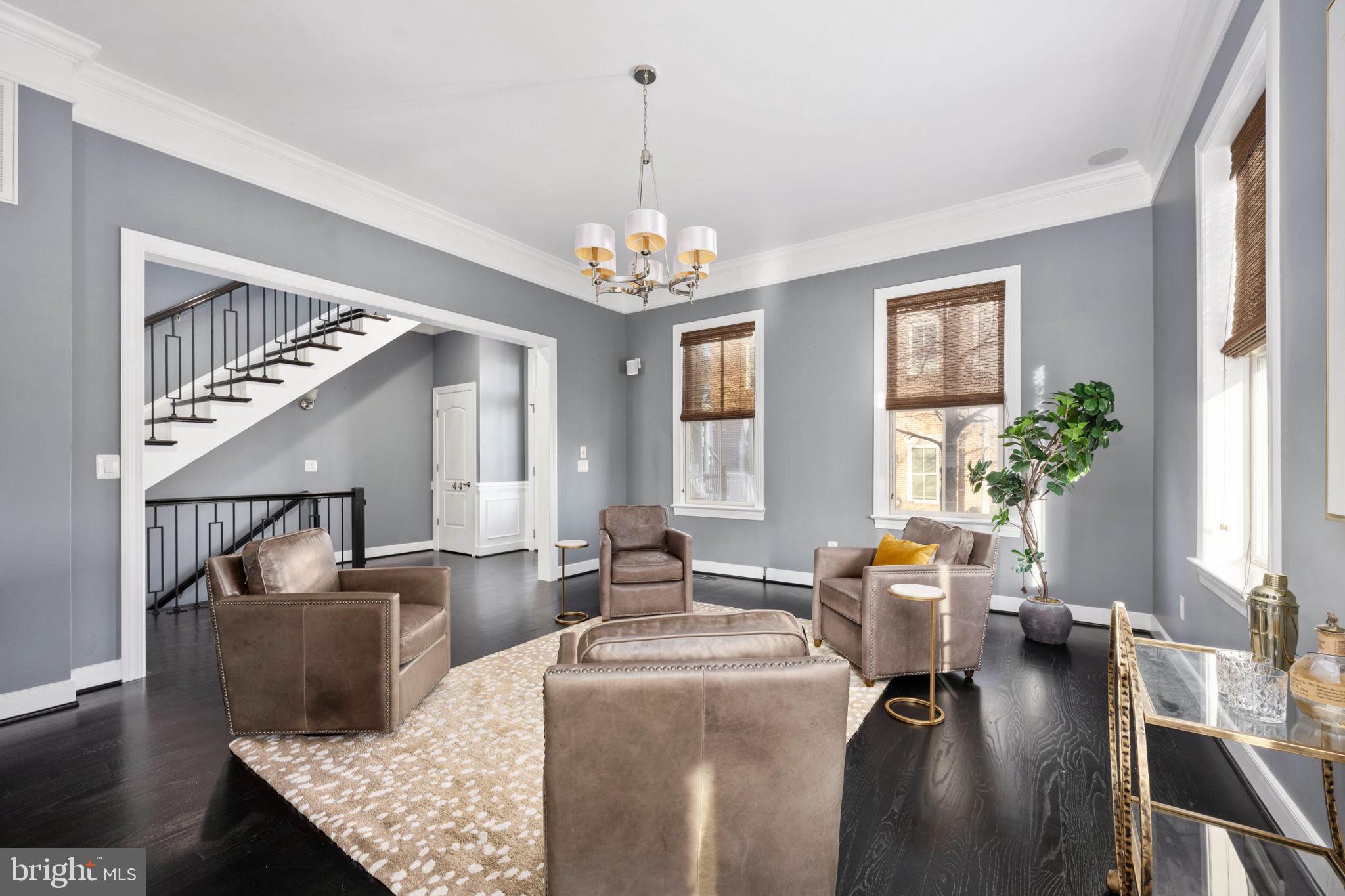 HISTORIC DISTRICT - Residential