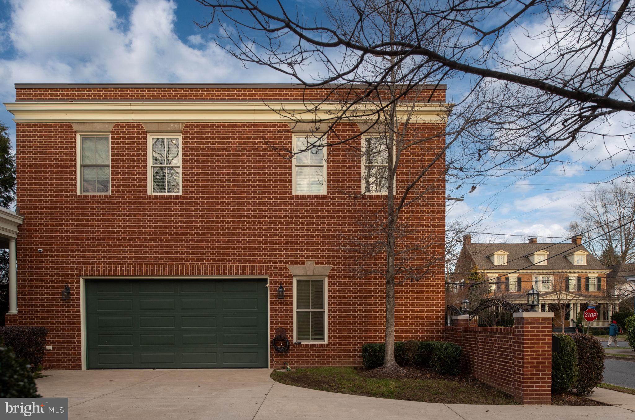 HISTORIC DISTRICT - Residential