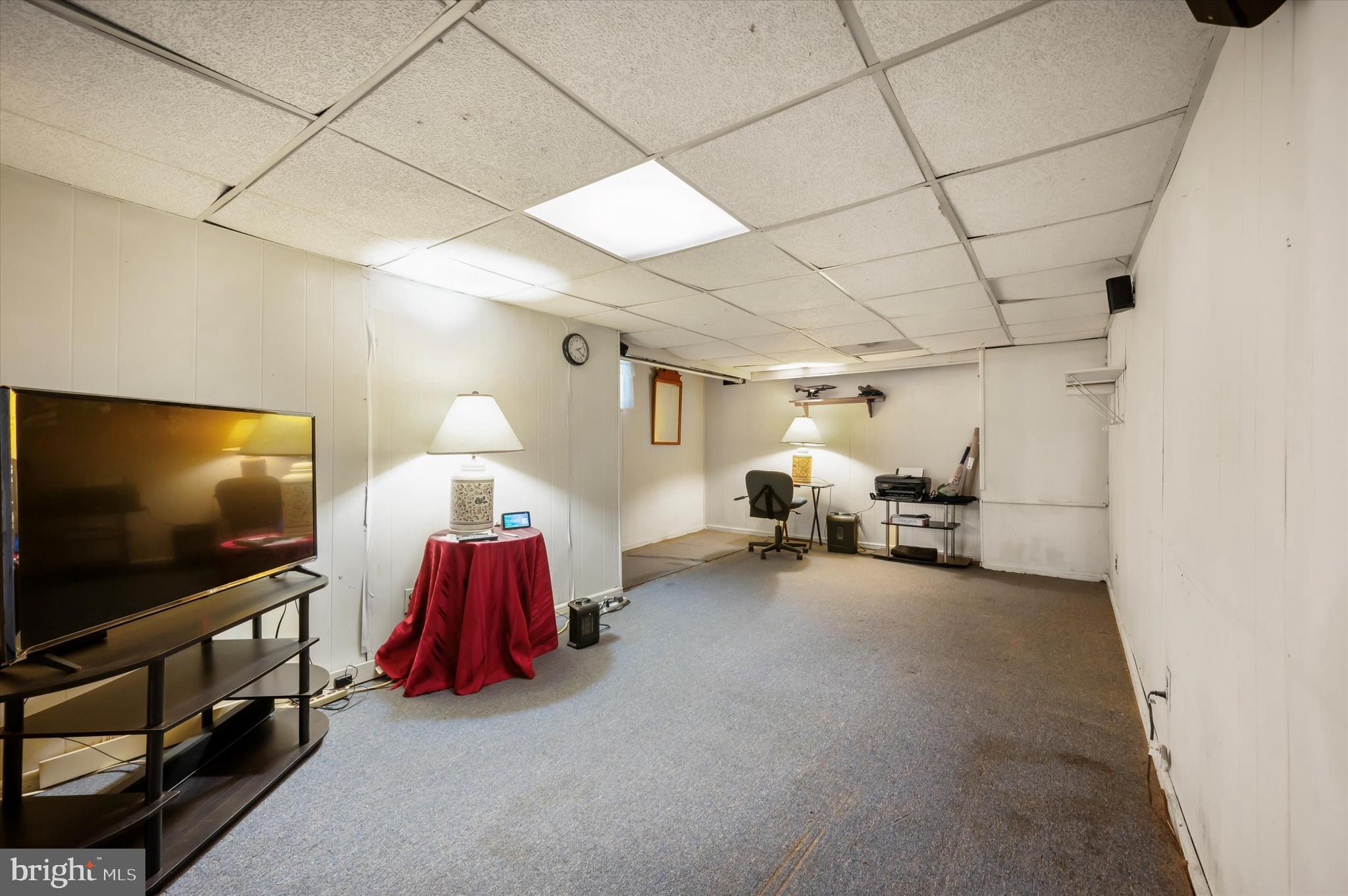 LAWNDALE - Residential