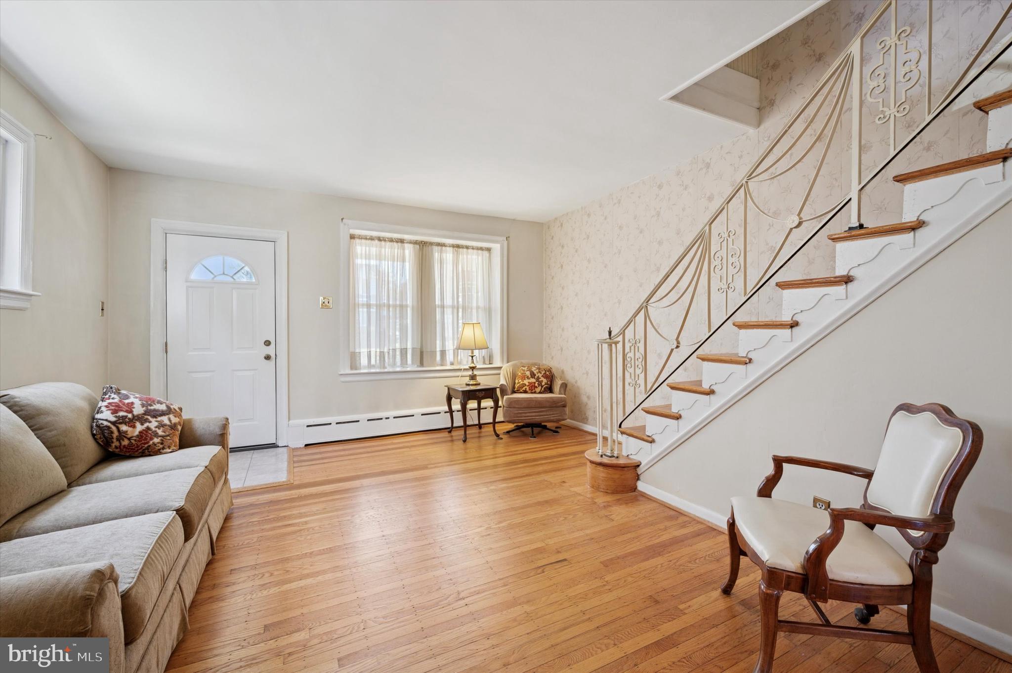 LAWNDALE - Residential