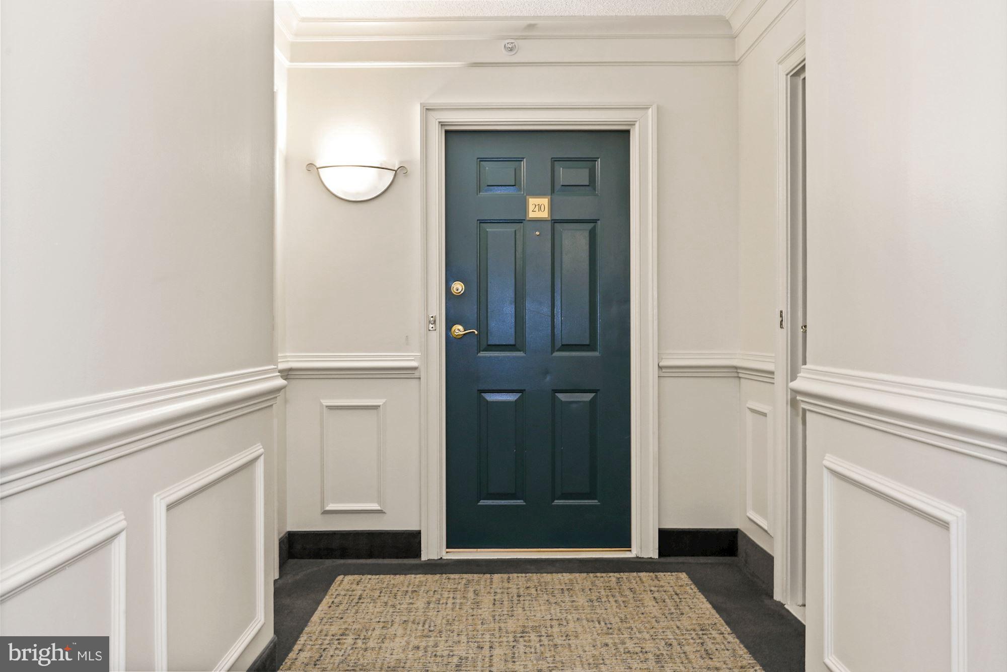 LEXINGTON SQUARE - Residential Lease