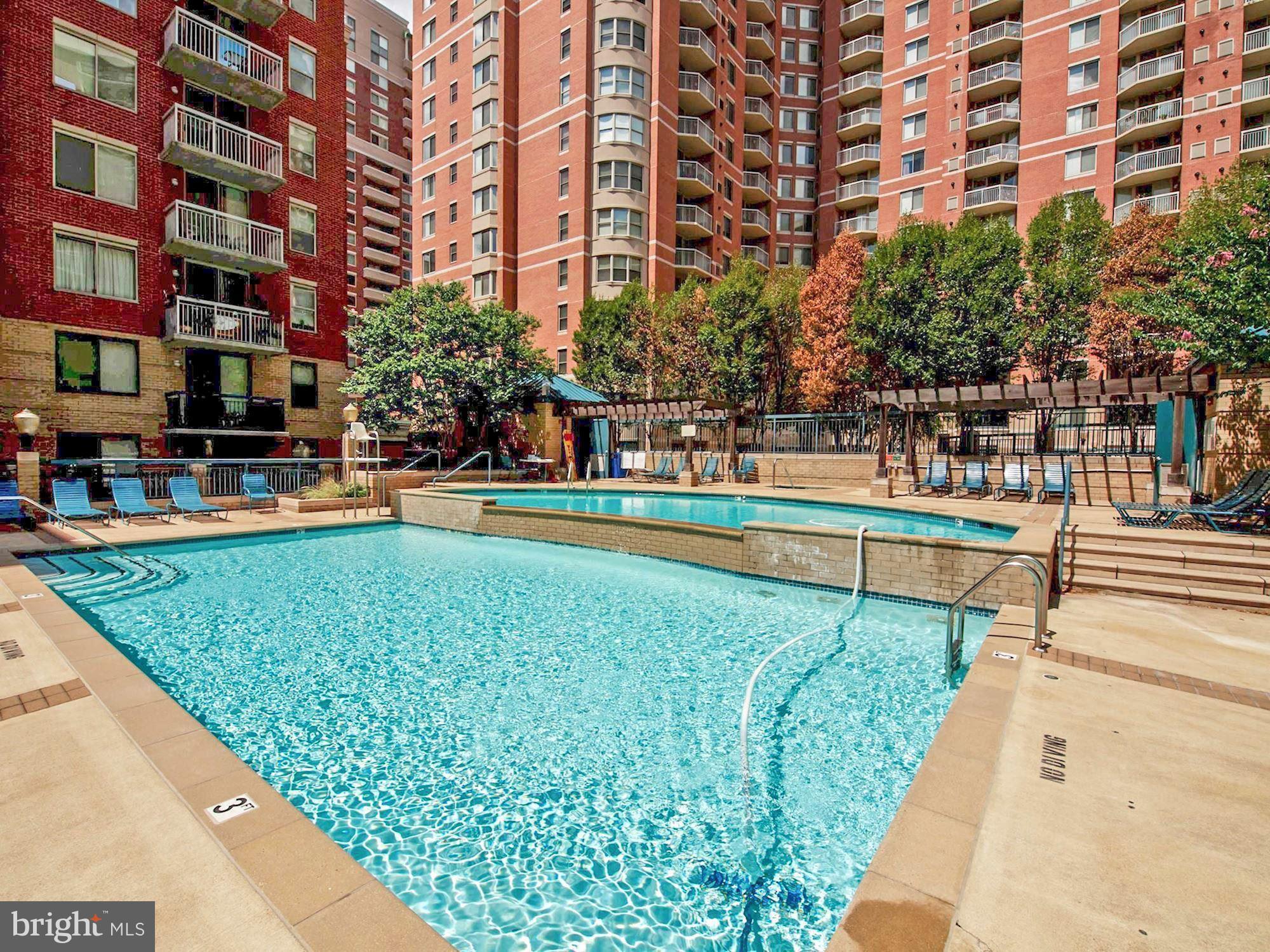 LEXINGTON SQUARE - Residential Lease