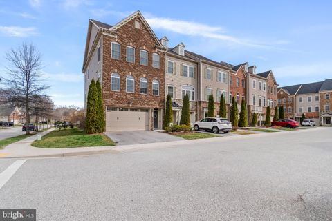 Townhouse For Sale - 402 Duck Bill Lane<br/> ANNAPOLIS, MD 21409