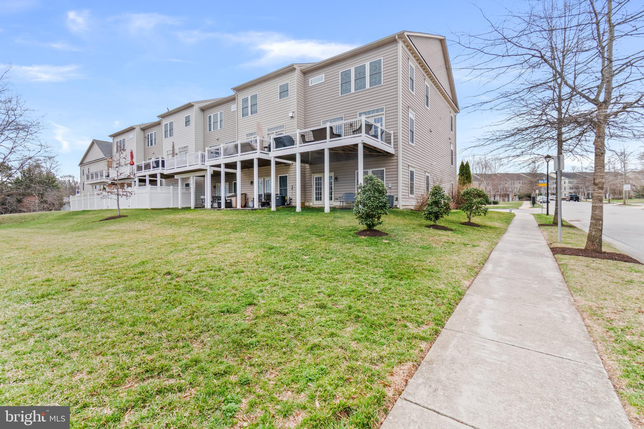 DEEP CREEK VILLAGE - Residential