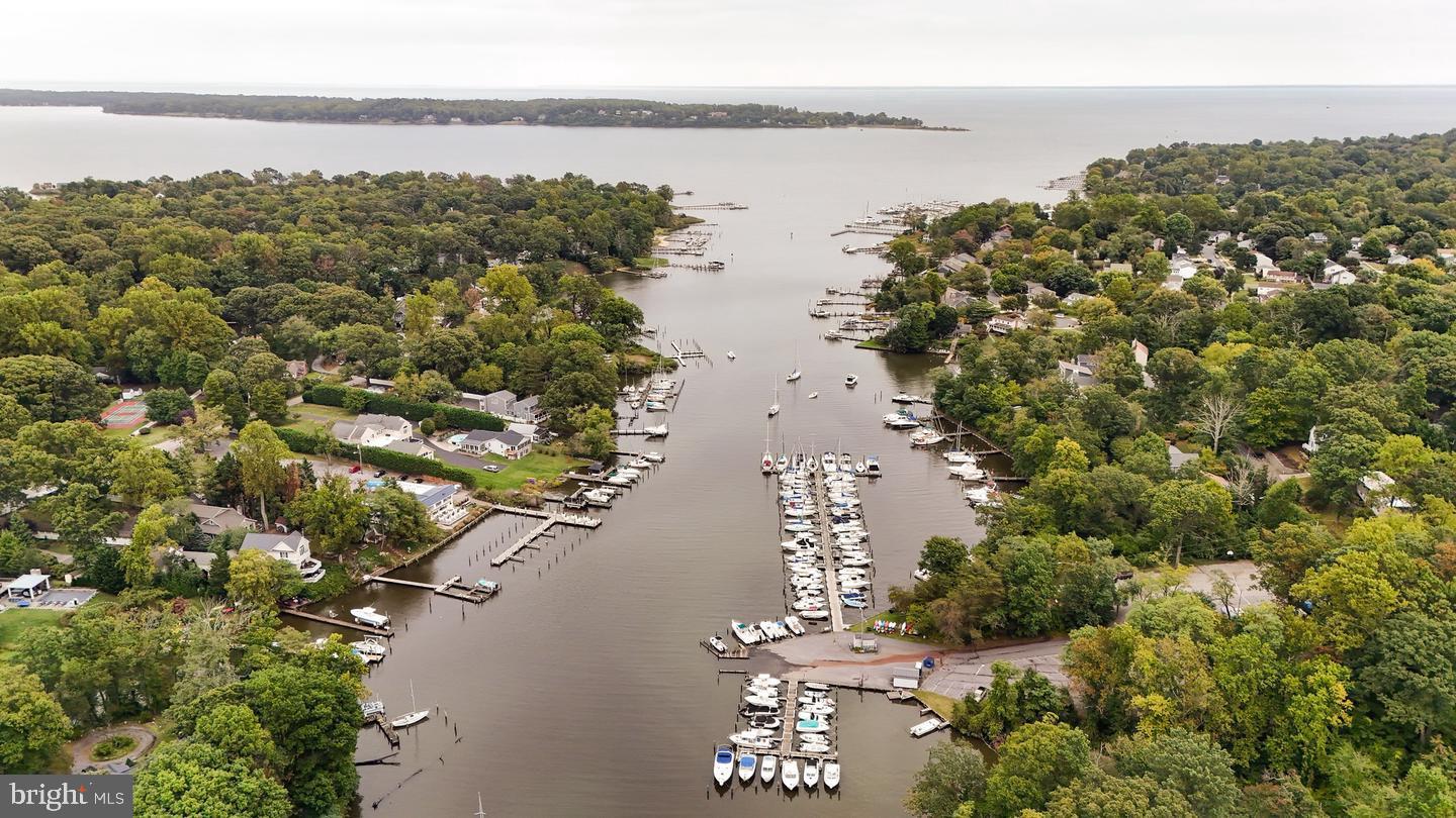 DEEP CREEK VILLAGE - Residential