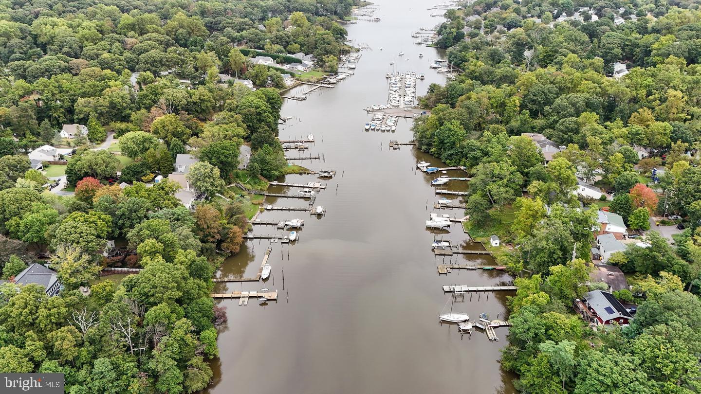 DEEP CREEK VILLAGE - Residential