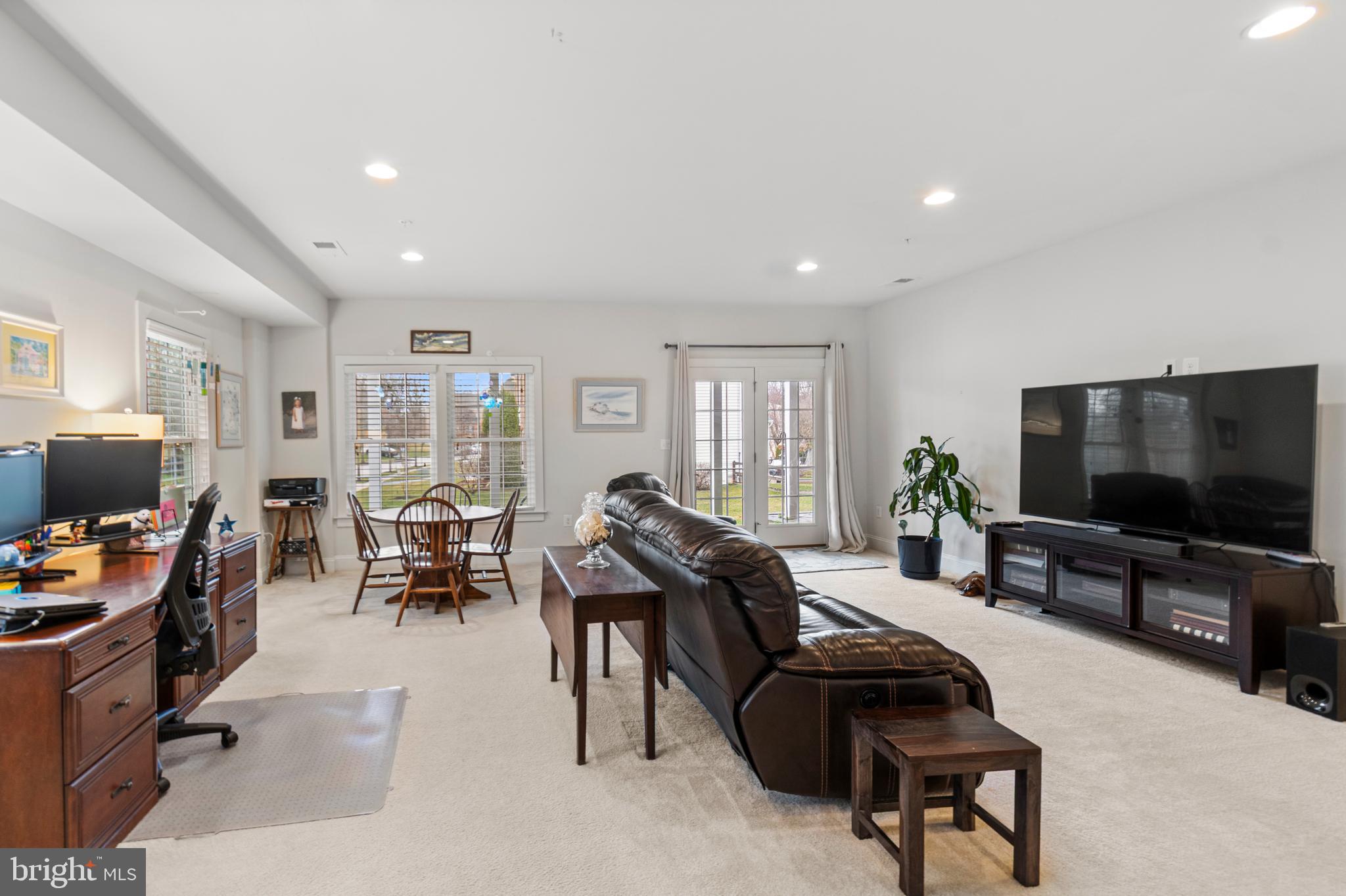 DEEP CREEK VILLAGE - Residential