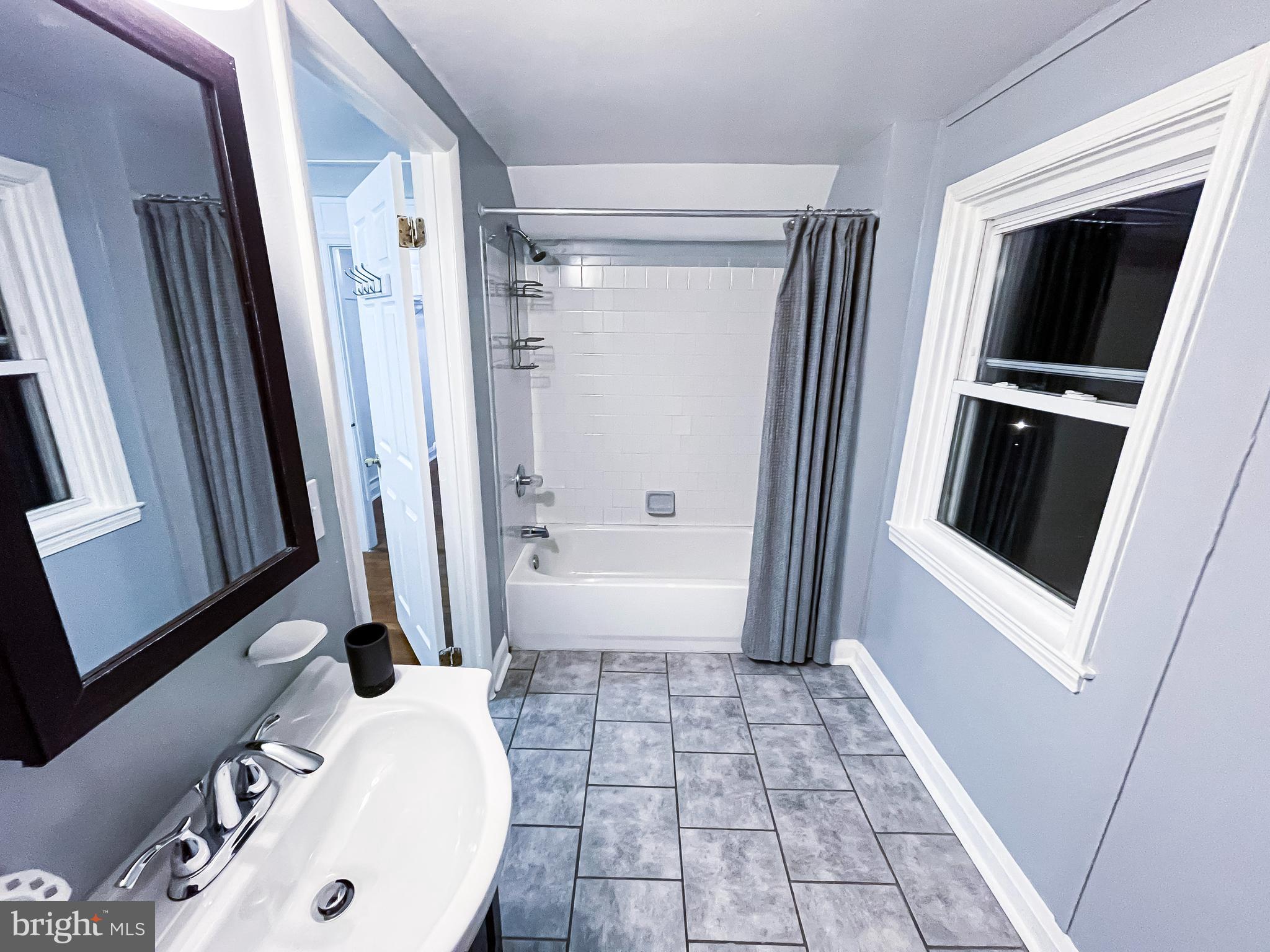 LOCHEARN - Residential