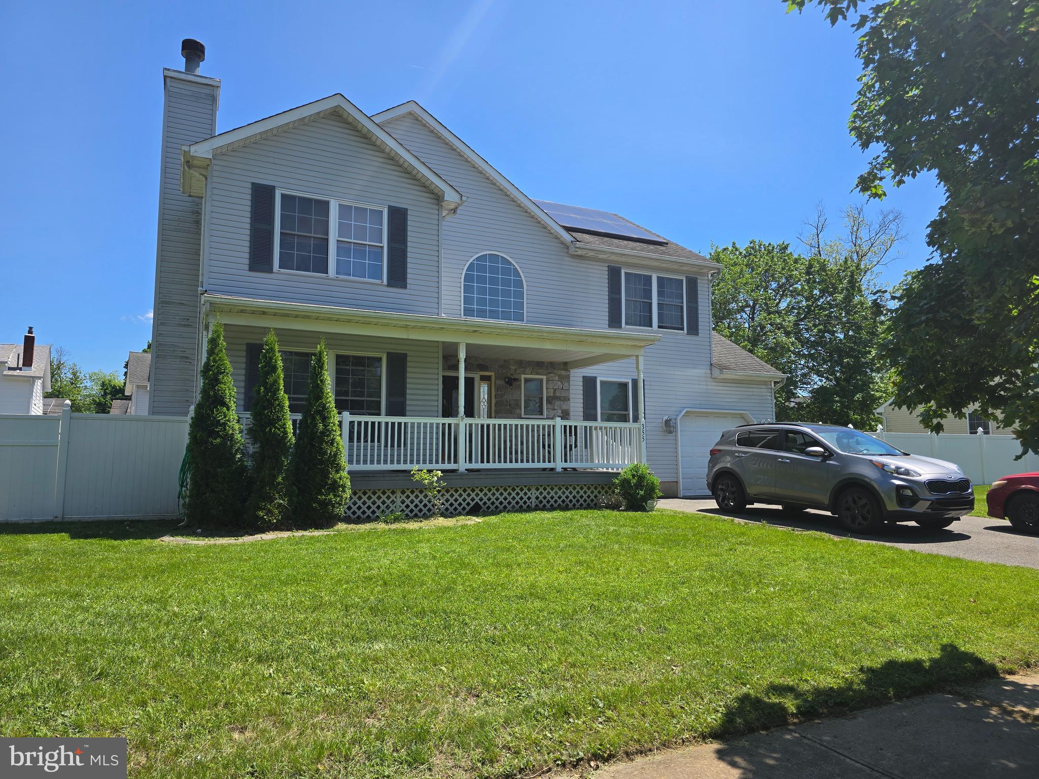 355 LEONARD AVENUE