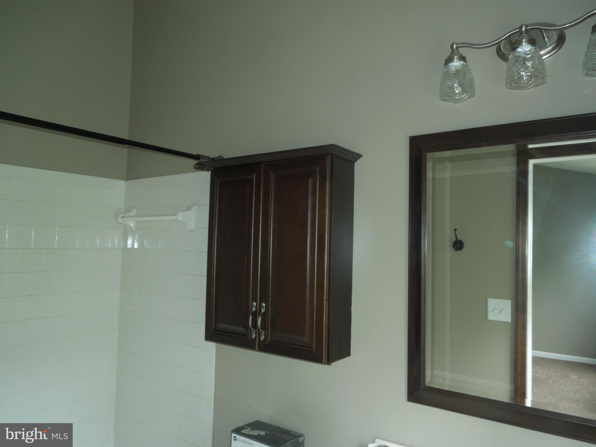 STONEHAVEN MEWS IN CROFTON VILLAGE - Residential