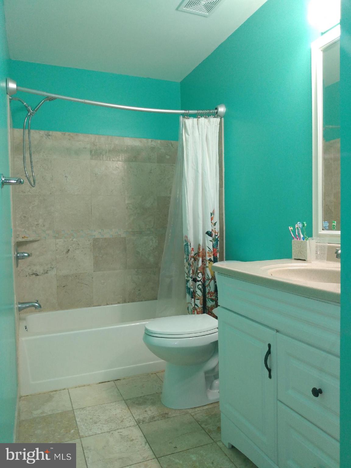 CONSTITUTION HILLS - Residential