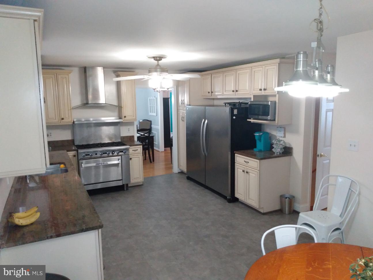 CONSTITUTION HILLS - Residential