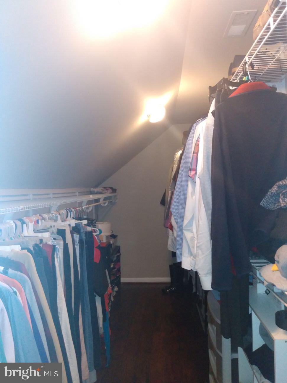 CONSTITUTION HILLS - Residential